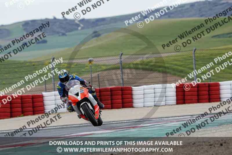cadwell no limits trackday;cadwell park;cadwell park photographs;cadwell trackday photographs;enduro digital images;event digital images;eventdigitalimages;navarra;no limits trackdays;peter wileman photography;racing digital images;trackday digital images;trackday photos